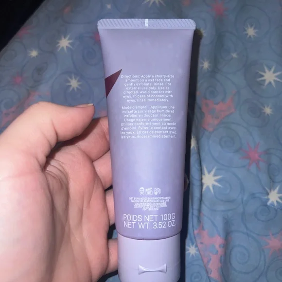 fenty skin cherry face scrub - Picture 3 of 4